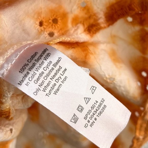 Broadway 38 Eyelet Blouse - Picture 8 of 15